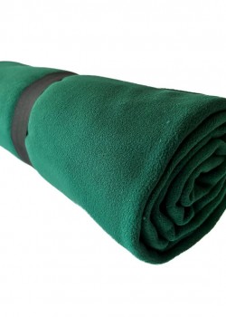 Flīsa sega, tumši zaļa 160x130cm Flīsa sega, tumši zaļa 160x130cm