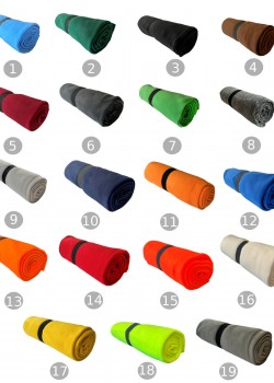 Flīsa sega, tumši zaļa 160x130cm Flīsa sega, tumši zaļa 160x130cm