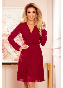 313-8 ISABELLE Plisēta kleita ar kakla izgriezumu un garām piedurknēm - bordo krāsā