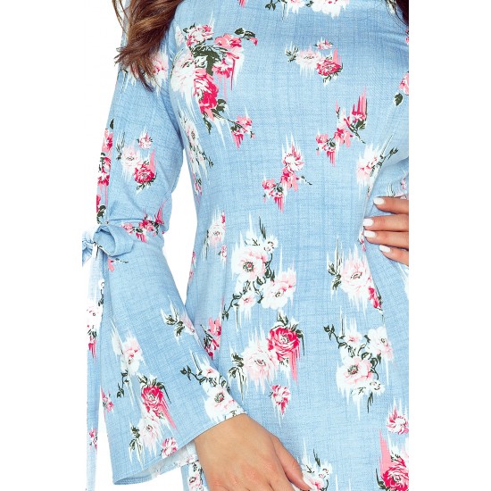 428-1 Dress with flared tied sleeves - little roses on jeans     