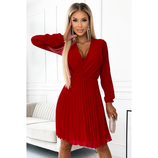 313-13 ISABELLE Pleated dress with long sleeves and envelope neckline - red     