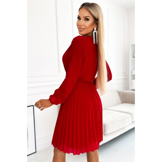 313-13 ISABELLE Pleated dress with long sleeves and envelope neckline - red     