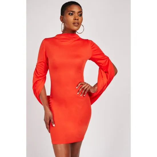 Eleganta pieguļoša kleita (С0013)